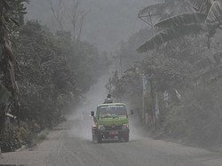 BMKG Ingatkan Ancaman Banjir Lahar Hujan Gunung Lewotobi Laki-Laki