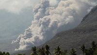 Gunung Lewotobi Laki-laki Kembali Erupsi