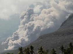 Update Jumlah Pengungsi Dampak Erupsi Lewotobi: 11.445 Jiwa, 117 Kena Ispa