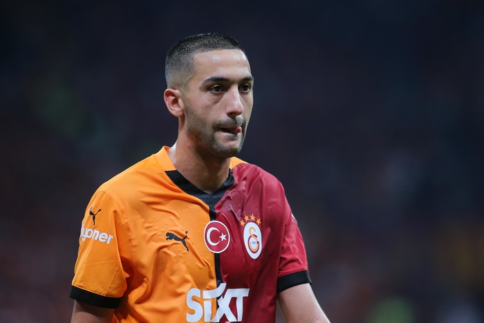 ISTANBUL, TURKEY - AUGUST 9: Hakim Ziyech of Galatasaray looks on during the Turkish Super League match between Galatasaray and Hatayspor at Rams Park on August 9, 2024 in Istanbul, Turkey. (Photo by Ahmad Mora/Getty Images)