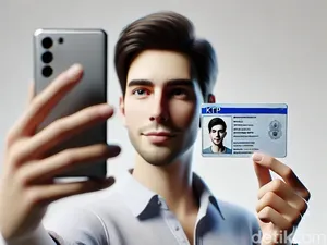 Awas Selfie dengan KTP Punya Risiko Keamanan Awas Selfie dengan KTP Punya Risiko Keamanan
