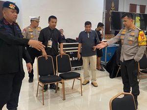 Kapolres-PJU Polda Riau Cek Kesiapan Debat Pilbup Inhu, Imbau Pendukung Tertib Kapolres-PJU Polda Riau Cek Kesiapan Debat Pilbup Inhu, Imbau Pendukung Tertib