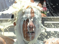 Respons Pemprov-Pemkab Usai 50 Ribu Liter Susu Sapi Boyolali Dibuang