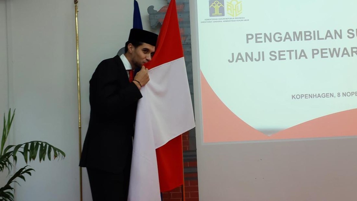 Kevin Diks resmi menjadi WNI dan siap membela Timnas Indonesia. (Foto: Dok. PSSI)