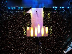 Kampanye Akbar ala Bobby-Surya Suguhkan Hiburan Rakyat, Wujud Politik Riang Gembira