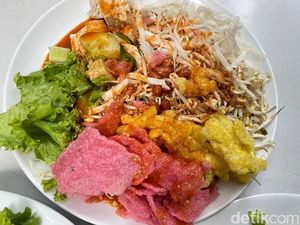 Asam Segar! 3 Asinan Sayuran Betawi yang Legendaris di Jakarta Asam Segar! 3 Asinan Sayuran Betawi yang Legendaris di Jakarta