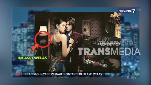Itu akan menjadi bola lampu hias di iklan sabun mandi Asri Wolas.