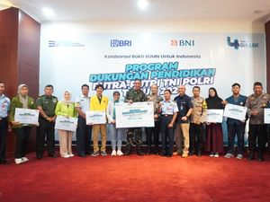 Peringati Hari Pahlawan, BRI Salurkan Bantuan Beasiswa Bagi Anak TNI-Polri