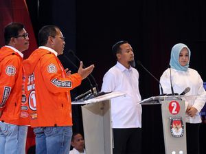 MK Registrasi Gugatan Danny-Azhar Minta ASS-Fatma Didiskualifikasi MK Registrasi Gugatan Danny-Azhar Minta ASS-Fatma Didiskualifikasi