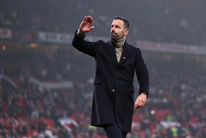 MANCHESTER, ENGLAND - NOVEMBER 10: Ruud van Nistelrooy the interim head coach / manager of Manchester United waves to the fans at full time during the Premier League match between Manchester United FC and Leicester City FC at Old Trafford on November 10, 2024 in Manchester, England. (Photo by Robbie Jay Barratt - AMA/Getty Images)