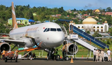 Super Air Jet Mendarat Perdana di Manokwari