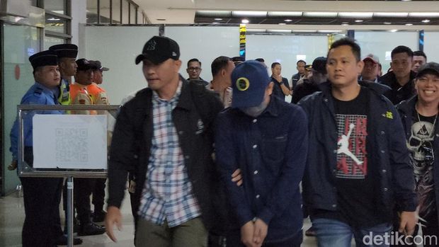 Tersangka baru kasus mafia judol yang melibatkan pegawai Komdigi (Adrial Akbar/detikcom)