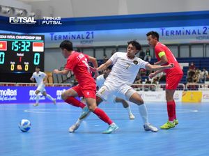 4 Posisi Pemain Futsal Beserta Tugasnya di Lapangan 4 Posisi Pemain Futsal Beserta Tugasnya di Lapangan