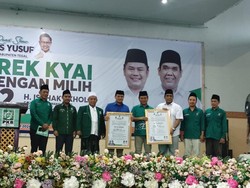 Lutfhi Dapat Dukungan Kyai-Muslimat Tegal: Aspirasi Langsung Tembus Langit