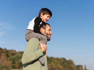 Studi: Kesehatan Mental Ayah yang Buruk Bisa Membahayakan Perkembangan Anaknya Studi: Kesehatan Mental Ayah yang Buruk Bisa Membahayakan Perkembangan Anaknya