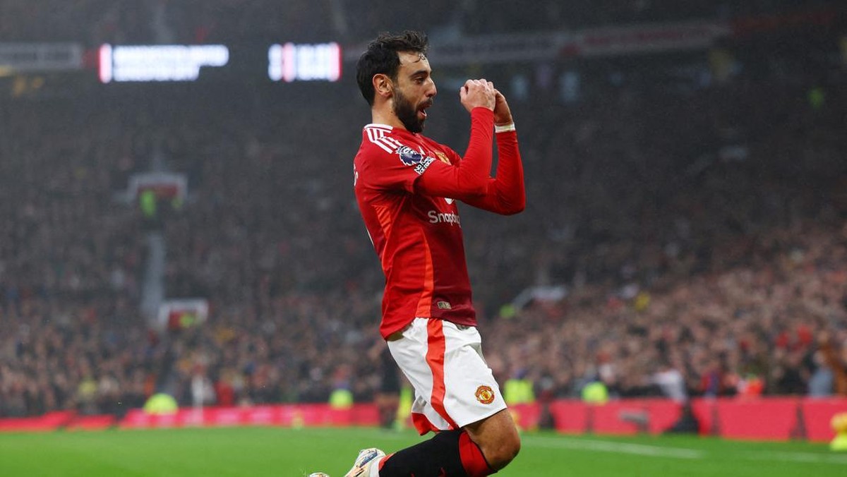Bruno Fernandes mulai panas (Action Images via Reuters/Lee Smith)