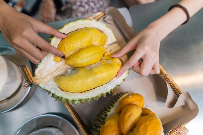 Ibu Hamil Boleh Makan Durian, Asalkan Ikuti Aturan Konsumsinya