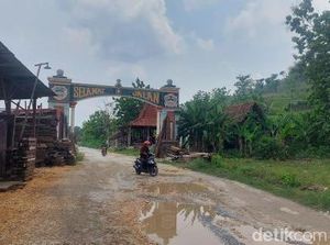 Warga Keluhkan Jalan Sukolilo Pati: Berlumpur Kala Hujan-Berdebu Saat Panas Warga Keluhkan Jalan Sukolilo Pati: Berlumpur Kala Hujan-Berdebu Saat Panas
