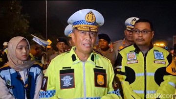 Keajaiban di Tol Cipularang: Sopir Truk Selamat dari Maut yang Mengerikan