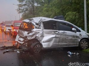 Korban Selamat Kecelakaan Tol Cipularang Ungkap Detik-detik Mobilnya Terpental Korban Selamat Kecelakaan Tol Cipularang Ungkap Detik-detik Mobilnya Terpental