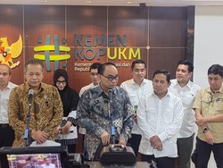 Budi Arie Sebut Susu Impor Australia-Selandia Baru Bebas Bea Masuk