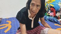 Melihat Lagi Rumah Nenek Hasna yang Mau Direnovasi Aguan