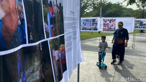 Merekam Aksi Para Pahlawan dalam Bingkai Foto di Bandung