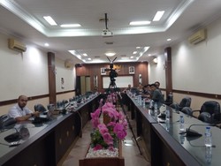 Komisioner Bawaslu Jember Tolak Disumpah untuk Netral di Pilkada