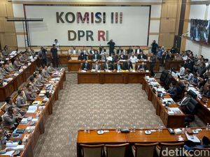 Kapolri Pimpin Desk Pemberantasan Narkoba, Ini Tugas-tugasnya Kapolri Pimpin Desk Pemberantasan Narkoba, Ini Tugas-tugasnya