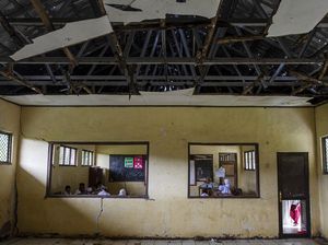 Potret SDN Karangbolong 2 Pandeglang yang Sudah Empat Tahun Rusak Potret SDN Karangbolong 2 Pandeglang yang Sudah Empat Tahun Rusak