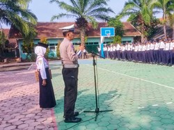 Cegah Kecelakaan, Polisi Bondowoso Sosialisasi Lalu Lintas di Sekolah