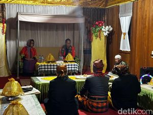Keluarga Besar Tomakaka Rongkong Tegaskan Dukung Danny-Azhar di Pilgub Sulsel Keluarga Besar Tomakaka Rongkong Tegaskan Dukung Danny-Azhar di Pilgub Sulsel