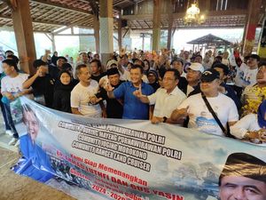 Ngopi Bareng Komunitas PP Polri, Luthfi Ajak Punya Rasa Miliki Jateng Ngopi Bareng Komunitas PP Polri, Luthfi Ajak Punya Rasa Miliki Jateng