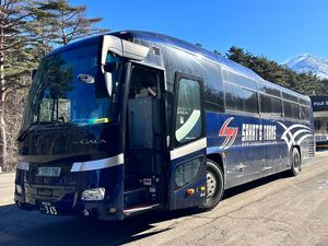 Bus Pantura di Jepang Juga Pakai Sopir dari Indonesia Bus Pantura di Jepang Juga Pakai Sopir dari Indonesia