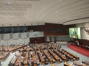 Video: DPR Terima Surat Presiden soal Capim dan Dewas KPK 2024-2029 Video: DPR Terima Surat Presiden soal Capim dan Dewas KPK 2024-2029
