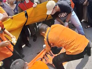 2 Motor Adu Muka di Kenjeran Surabaya, 1 Orang Tewas 2 Motor Adu Muka di Kenjeran Surabaya, 1 Orang Tewas