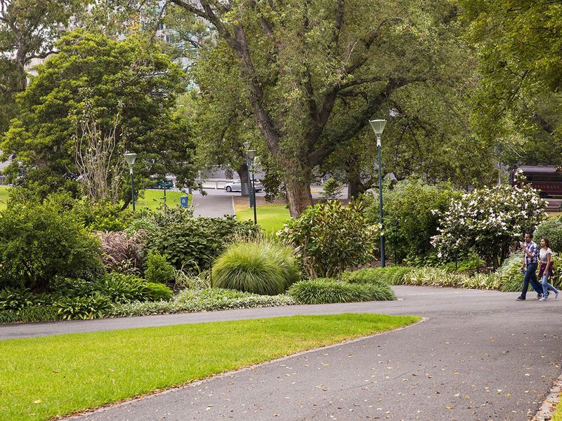 Flagstaff Gardens