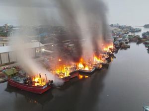 Belasan Kapal Nelayan Terbakar di Pekalongan, Polisi: Tak Ada Korban Jiwa