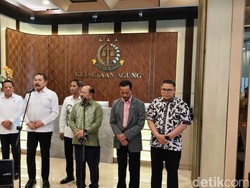 Ketua KY Bertemu Jaksa Agung, Bahas Temuan Pidana Hakim Bermasalah