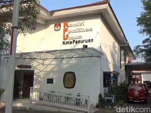 KPU Kota Pasuruan Kekurangan Ribuan Surat Suara Pilgub Jatim KPU Kota Pasuruan Kekurangan Ribuan Surat Suara Pilgub Jatim