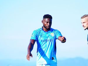 Masih Paceklik Gol, Lukman Ahmed-Shaibu Terancam di Persela?