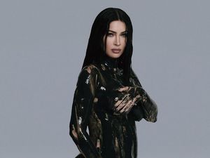 Megan Fox Melahirkan, Eks Pacar & Eks Suaminya Bertengkar di Instagram Megan Fox Melahirkan, Eks Pacar & Eks Suaminya Bertengkar di Instagram