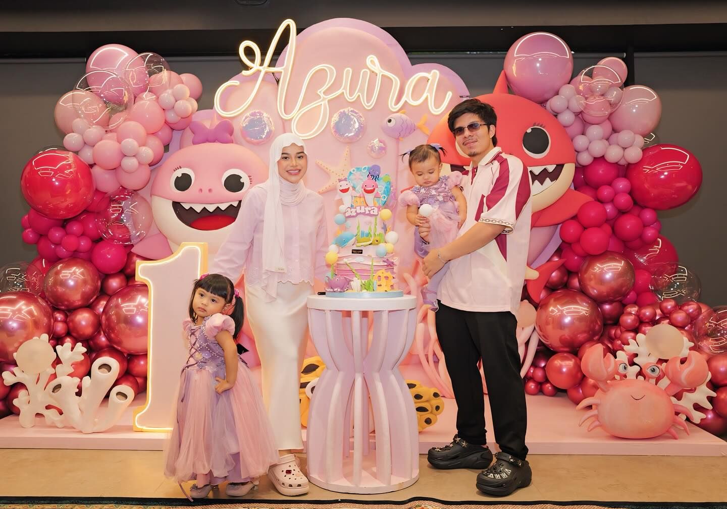 Momen Ulang Tahun Azura Anak Atta Halilintar dan Aurel Hermansyah Momen Ulang Tahun Azura Anak Atta Halilintar dan Aurel Hermansyah