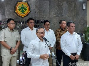 1 Tahun Prabowo-Gibran, Zulhas-Amran Dinilai Berkinerja Baik 1 Tahun Prabowo-Gibran, Zulhas-Amran Dinilai Berkinerja Baik
