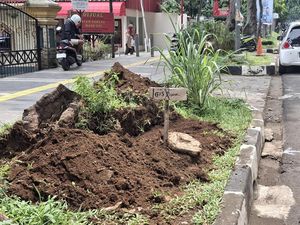 Pipa Gas di Jl A Yani Bogor Bocor gegara Terkena Proyek Galian