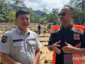 Banjir Bandang Terjang Sejumlah Desa di Sijunjung Sumbar