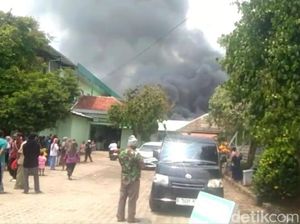 RS Derra Asyifa Banjarharjo Brebes Terbakar RS Derra Asyifa Banjarharjo Brebes Terbakar