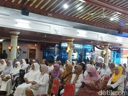 Jurus Afnan-Singgih Berdayakan Perempuan di Jogja Lewat Gerakan ASIH