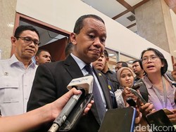 Kata Bahlil soal Kelulusan Doktornya Ditangguhkan UI