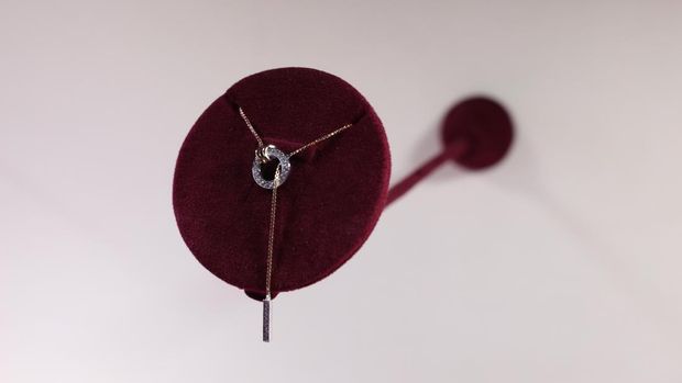 Frank & co. x Maudy Ayunda